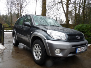 Картинка автомобили toyota rav