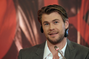Картинка chris hemsworth мужчины крис хемсворт актер австралия сша