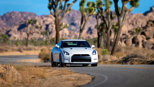 Обои картинки фото nissan, gt, автомобили, datsun, Япония, motor, co, ltd