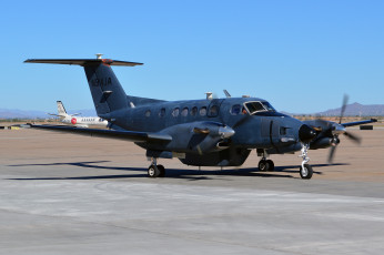 Картинка авиация пассажирские+самолёты самолет стоянка аэродром