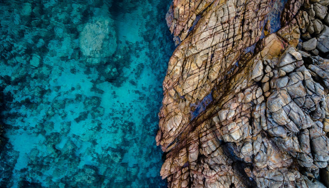 Обои картинки фото природа, побережье, берег, обрыв, море, скала