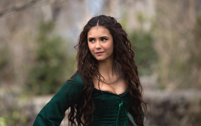 Обои картинки фото кино фильмы, the vampire diaries, nina, dobrev