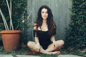 Картинка jessica+lowndes девушки канада певица актриса красотка девушка jessica lowndes брюнетка модель