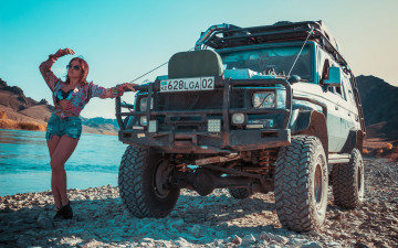 обоя автомобили, -авто с девушками, toyota, land, cruiser