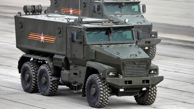 Обои картинки фото техника, военная техника, урал-63095, тайфун-у