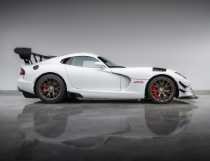Картинка автомобили dodge viper acr