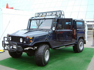 Картинка xxx автомобили выставки уличные фото