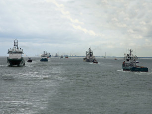 обоя корабли, разные, вместе