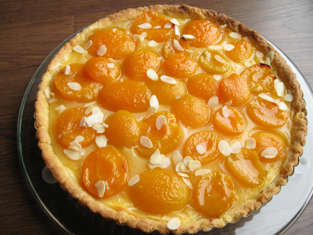 Обои картинки фото еда, пироги, персики, миндаль