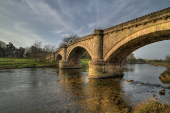 Картинка города мосты каменный мост парк река