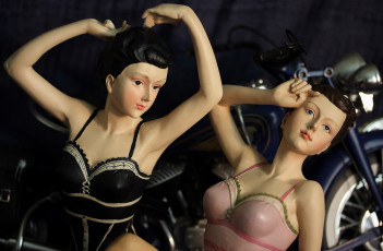 Картинка разное сувениры мотоцикл куклы