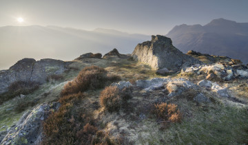 Картинка природа горы дымка солнце