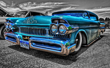 Картинка автомобили выставки+и+уличные+фото тюнинг авто