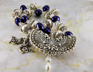 Картинка разное украшения +аксессуары +веера бусы серьги украшение фон бижутерия ожерелье