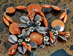 Картинка разное украшения +аксессуары +веера бижутерия украшение фон бусы серьги ожерелье