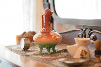 Картинка разное посуда +столовые+приборы +кухонная+утварь кувшин столик