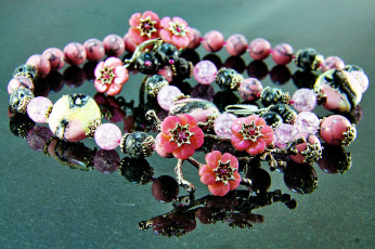 Картинка разное украшения +аксессуары +веера бусы фон украшение бижутерия ожерелье серьги