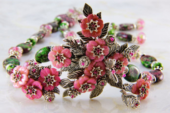 Картинка разное украшения +аксессуары +веера бусы серьги украшение фон ожерелье бижутерия