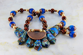 Картинка разное украшения +аксессуары +веера украшение фон бусы серьги ожерелье бижутерия