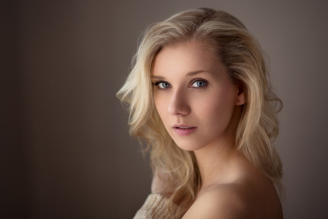 Обои картинки фото девушки, -unsort , лица,  портреты, взгляд, лицо