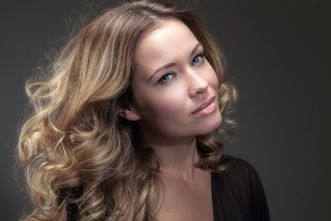 Обои картинки фото девушки, -unsort , лица,  портреты, взгляд, лицо