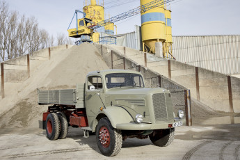 Картинка автомобили mercedes+trucks mercedes benz