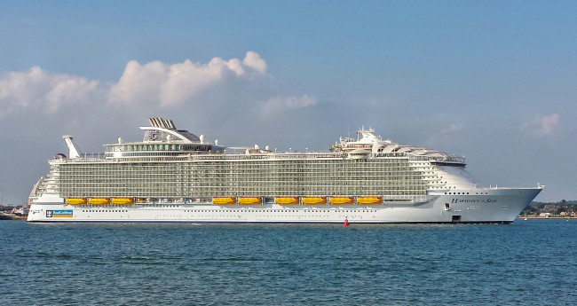 Обои картинки фото корабли, лайнеры, лайнер, круиз