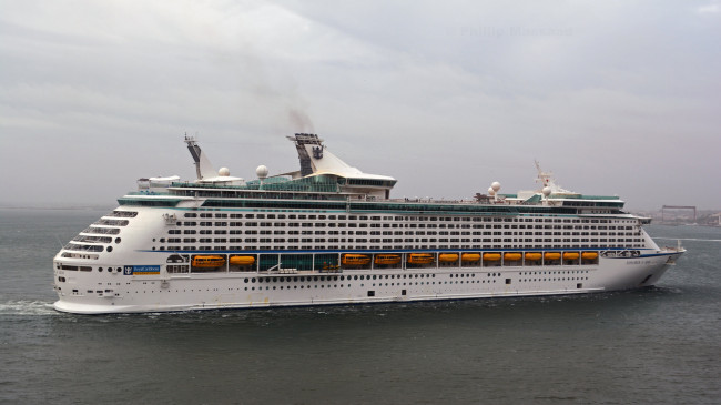 Обои картинки фото explorer of the seas, корабли, лайнеры, лайнер, круиз