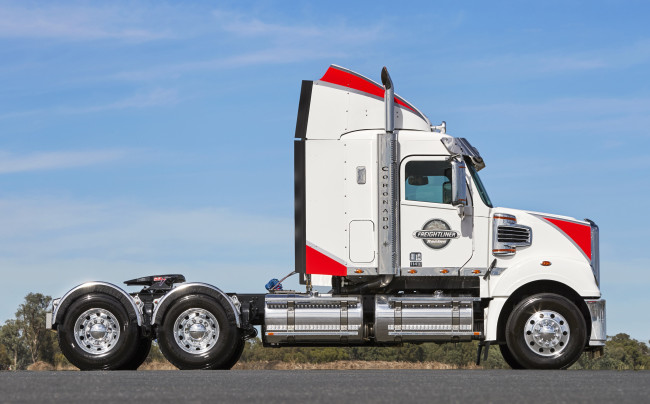 Обои картинки фото автомобили, freightliner
