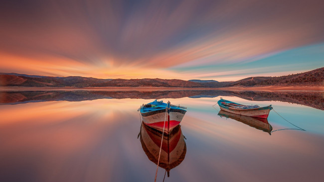 Обои картинки фото корабли, лодки,  шлюпки, горы, закат