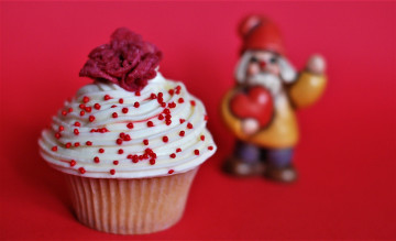 Картинка еда пирожные +кексы +печенье кекс гном