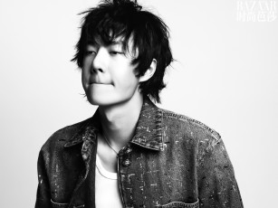 Картинка мужчины wang+yi+bo актер лицо губы куртка