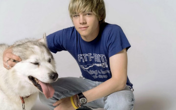 Картинка мужчины jesse+mccartney актер футболка собака