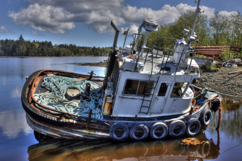 Картинка корабли баркасы буксиры река крен