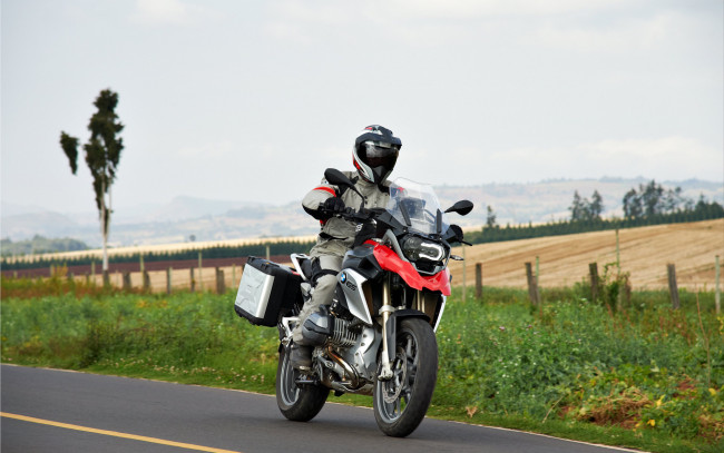 Обои картинки фото мотоциклы, bmw