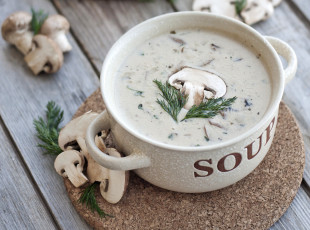 Картинка еда гранат грибной суп