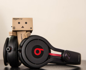 Картинка разное данбо+ danboard наушники человечек