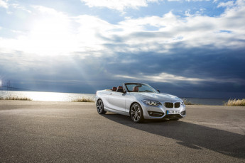 Картинка 2015+bmw+228i+f23+convertible автомобили bmw серебристый кабриолет побережье