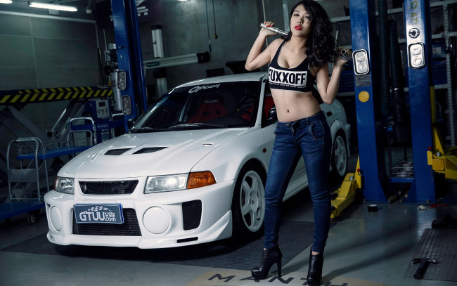 Обои картинки фото автомобили, -авто с девушками, девушка, взгляд, фон, автомобиль, азиатка