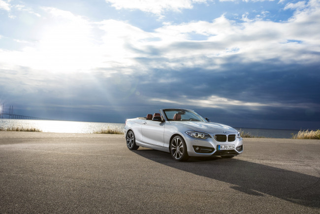 Обои картинки фото 2015 bmw 228i f23 convertible, автомобили, bmw, серебристый, кабриолет, побережье