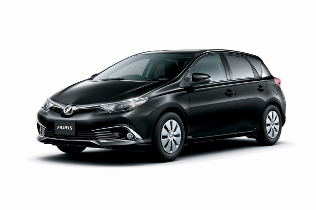 Обои картинки фото автомобили, toyota, jp-spec, темный, auris, 2015г