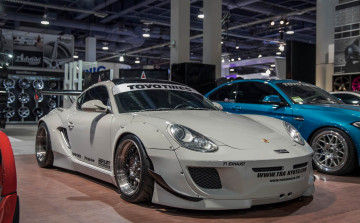 Картинка автомобили выставки+и+уличные+фото porsche