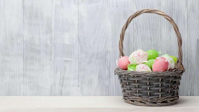 Обои картинки фото праздничные, пасха, писанки, корзинка