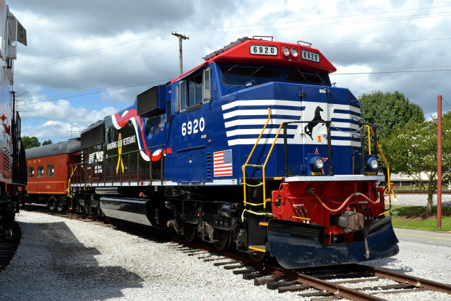 Обои картинки фото техника, поезда, локомотив, состав