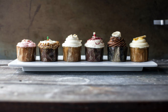 Картинка еда пирожные +кексы +печенье капкейки кексы ассорти