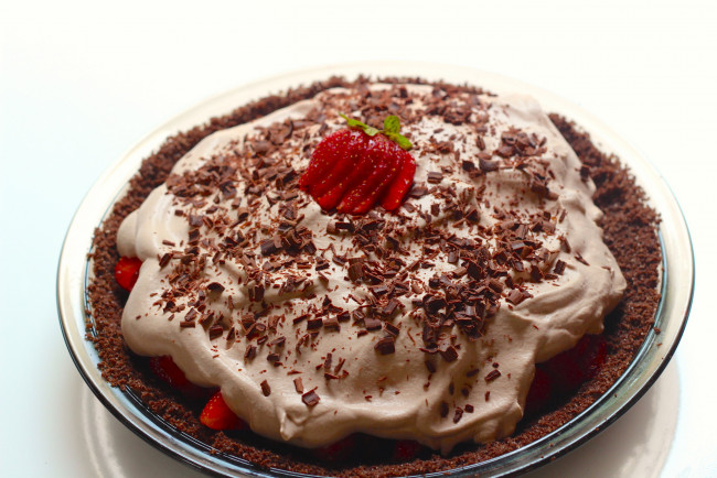 Обои картинки фото еда, мороженое,  десерты, десерт, лакомство, клубника