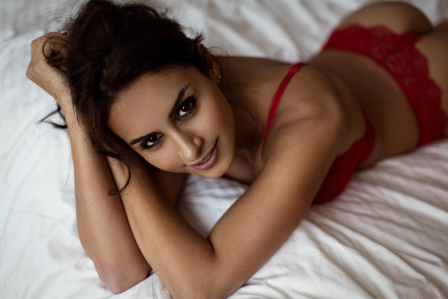 Обои картинки фото девушка, девушки, -unsort , брюнетки, темноволосые, модель