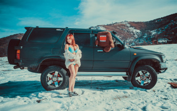 Картинка автомобили -авто+с+девушками toyota land cruiser prado