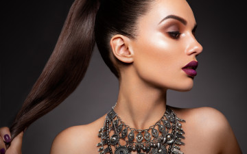 Картинка девушки -+лица +портреты девушка портрет макияж прическа girl woman колье hair фотомодель makeup korabkova