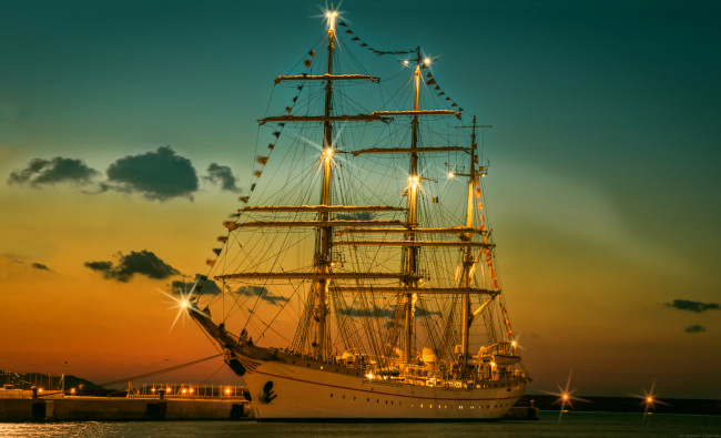 Обои картинки фото корабли, парусники, ночь, причал, парусник, огни